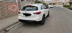 ئينفنتي QX70